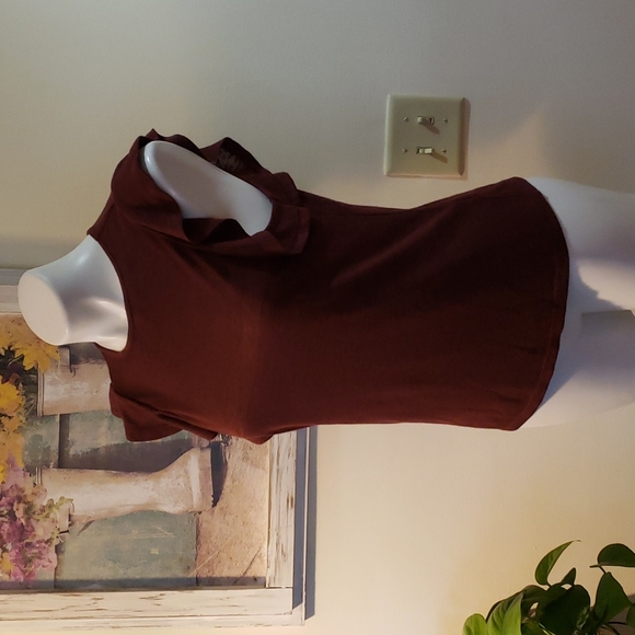 a. new. day. top - Picture 4 of 7